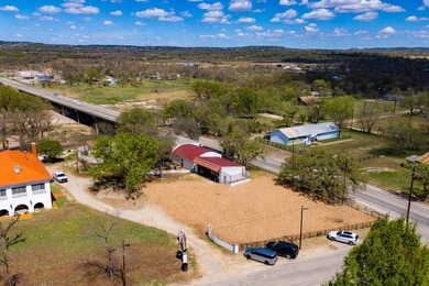 3000 SF Hospitality Opportunity! Positioned overlooking the - photo 6