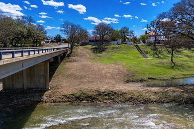 3000 SF Hospitality Opportunity! Positioned overlooking the - photo 8