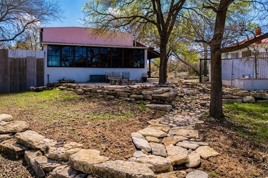 3000 SF Hospitality Opportunity! Positioned overlooking the - photo 9