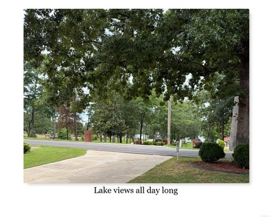Welcome to this beautifully maintained spacious 3 bedroom, 2 - photo 6