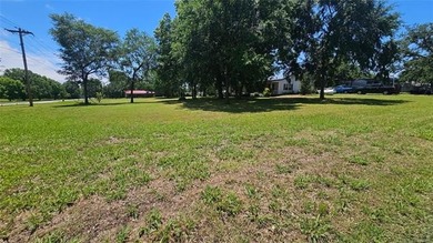 **Lake Eufaula Living at it's Best!** - Very rare 2.5-Acre - photo 5