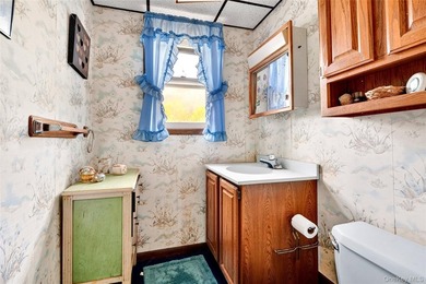 Welcome to this spacious and versatile home offering over 1,400 - photo 14