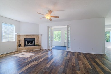 Beautiful home 2/2+den on a private dead-end road, the Very - photo 5