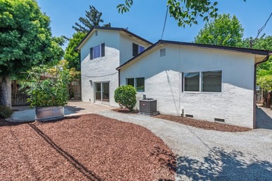 Welcome to 1542 Jacob Ave, a beautifully maintained 5-bedroom - photo 18
