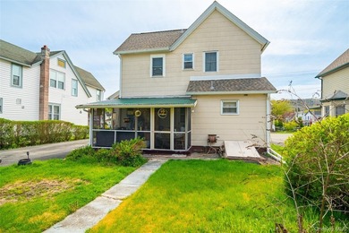 Welcome to this spacious and versatile home offering over 1,400 - photo 18
