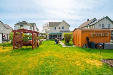 Welcome to this spacious and versatile home offering over 1,400 - photo 20