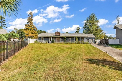 Investor Alert or Handy Homeowner Special! This spacious - photo 1