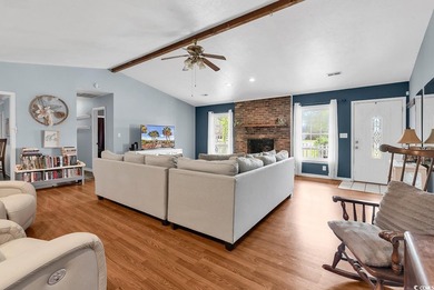 Investor Alert or Handy Homeowner Special! This spacious - photo 7