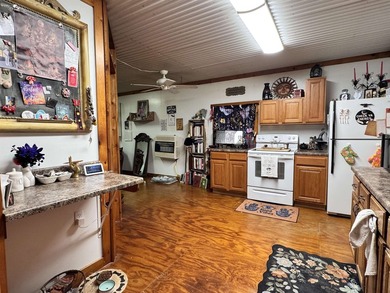 Come fall in LOVE with Cattail Springs! A beautiful one-owner - photo 29