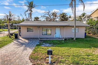 This canal-front parcel on Fort Myers Beach awaits your vision - photo 3