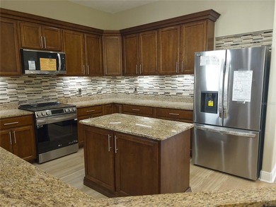 Florida Gulf Coast Waterfront Home - A Boater's Paradise

This - photo 18