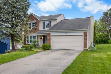 Beautifully situated on a corner lot in a desirable neighborhood - photo 3
