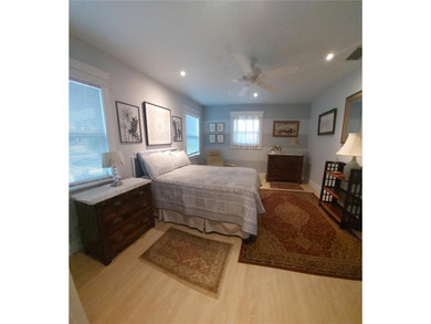 Under contract-accepting backup offers. Immaculately Renovated 4 - photo 40