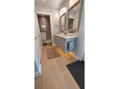 Under contract-accepting backup offers. Immaculately Renovated 4 - photo 47