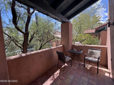 Price Reduced on this adorable, North Foothills, 2 story, 2