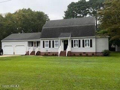 Pasquotank River Home For Sale in Elizabeth City North Carolina