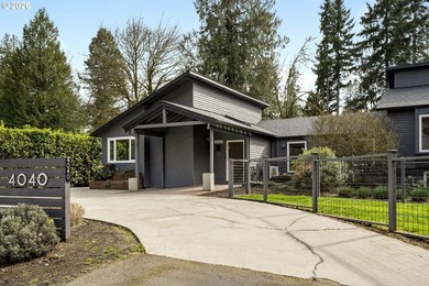 Lake Home For Sale in Westlinn, Oregon