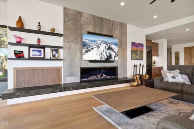 Experience high-desert living in this mountain modern sanctuary - photo 6
