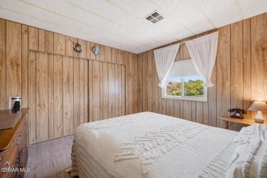 Welcome to Poinsettia Gardens, Ventura's most sought-after 55+ - photo 13