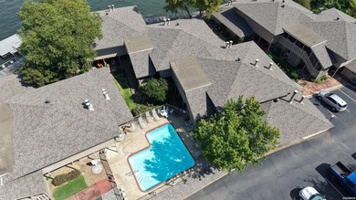 Catch a glimpse of Lake Hamilton from this charming upstairs - photo 15