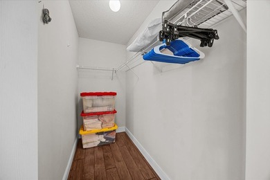 Welcome to this charming 3-bedroom, 2-bathroom home offering - photo 17