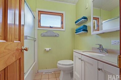 Welcome to your serene waterfront retreat on Nippersink Creek! - photo 20