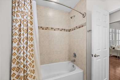 Welcome to this charming 3-bedroom, 2-bathroom home offering - photo 21