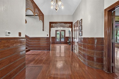 Welcome to a Breathtaking Gem of South Tampa-one of the Oldest - photo 22