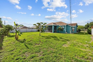 Welcome to this charming 3-bedroom, 2-bathroom home offering - photo 31