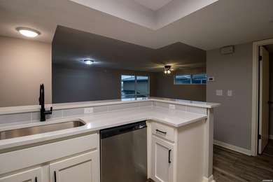 Catch a glimpse of Lake Hamilton from this charming upstairs - photo 35