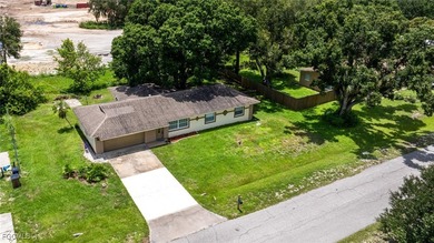 Caloosahatchee River Home For Sale in Fort Myers Florida