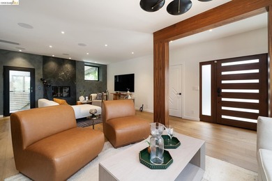 5656 Buena Vista blends meticulous engineering with refined - photo 11