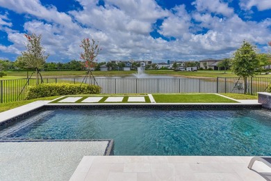 Welcome to this exceptional single-family residence in the Oak - photo 28