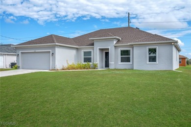 Cape Coral Lakes Area Home For Sale in Cape Coral Florida