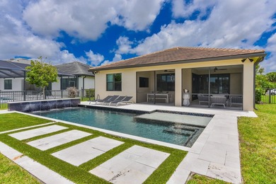 Welcome to this exceptional single-family residence in the Oak - photo 31