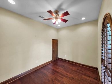 Discover your perfect *home on the fairway* in Rayburn-where - photo 33