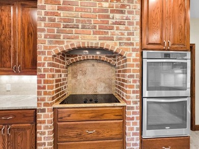 Discover your perfect *home on the fairway* in Rayburn-where - photo 48