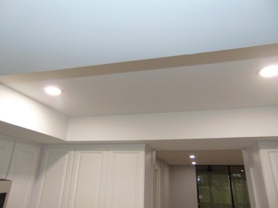 BEAUTIFUL ! MOVE RIGHT IN. GREAT UPDATED FIRST FLOOR CONDO IN - photo 7