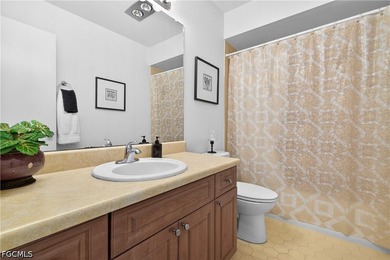 Welcome to easy, carefree living in this beautifully maintained - photo 8