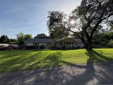 729 Cavalry St - photo 3