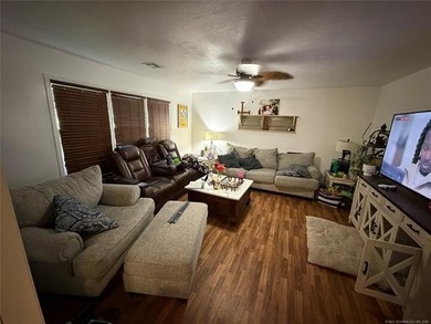 729 Cavalry St - photo 4