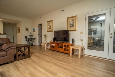 Come check out this well maintained 2bdrm fully furnished top - photo 17