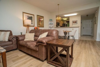 Come check out this well maintained 2bdrm fully furnished top - photo 21