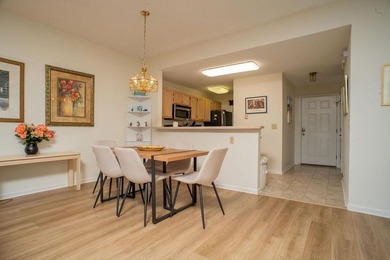 Come check out this well maintained 2bdrm fully furnished top - photo 23
