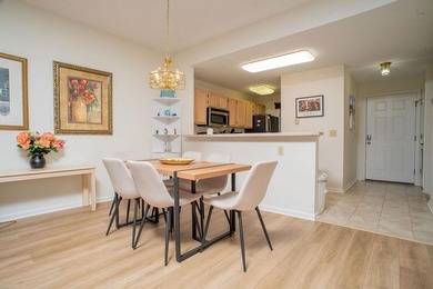 Come check out this well maintained 2bdrm fully furnished top - photo 27