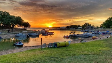 If you've been searching for a lake getaway with HUGE views and - photo 33