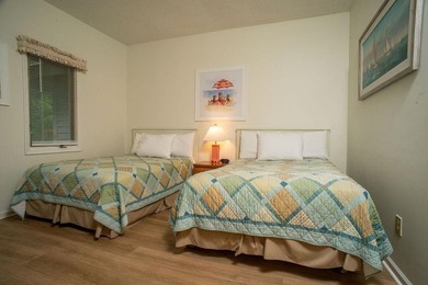 Come check out this well maintained 2bdrm fully furnished top - photo 35