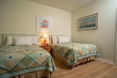 Come check out this well maintained 2bdrm fully furnished top - photo 36