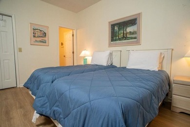 Come check out this well maintained 2bdrm fully furnished top - photo 47
