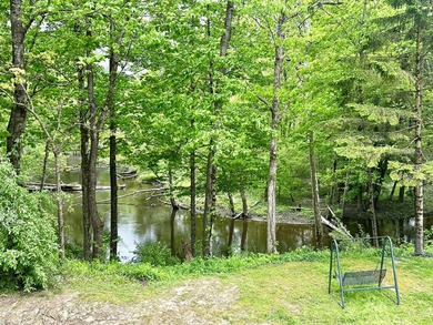 Calling all nature lovers! This tranquil property offers a 4 - photo 6